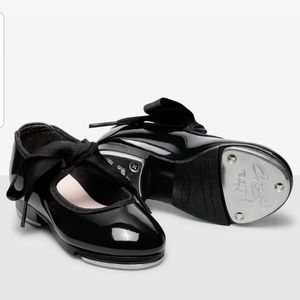 Capezio Jr. Tyette tap shoe